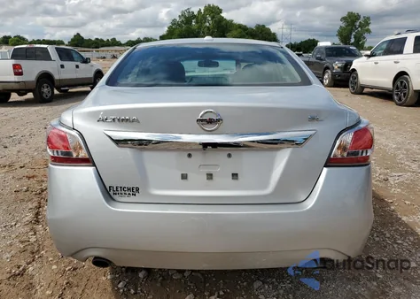 2015 Nissan Altima 2.5 из США, поврежденный, VIN 1N4AL3APXFN893403